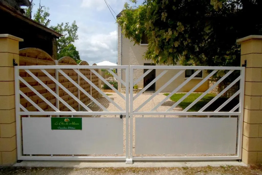 Nocleg ze śniadaniem Chambres D'Hotes Le Clos Du Murier Savignac
