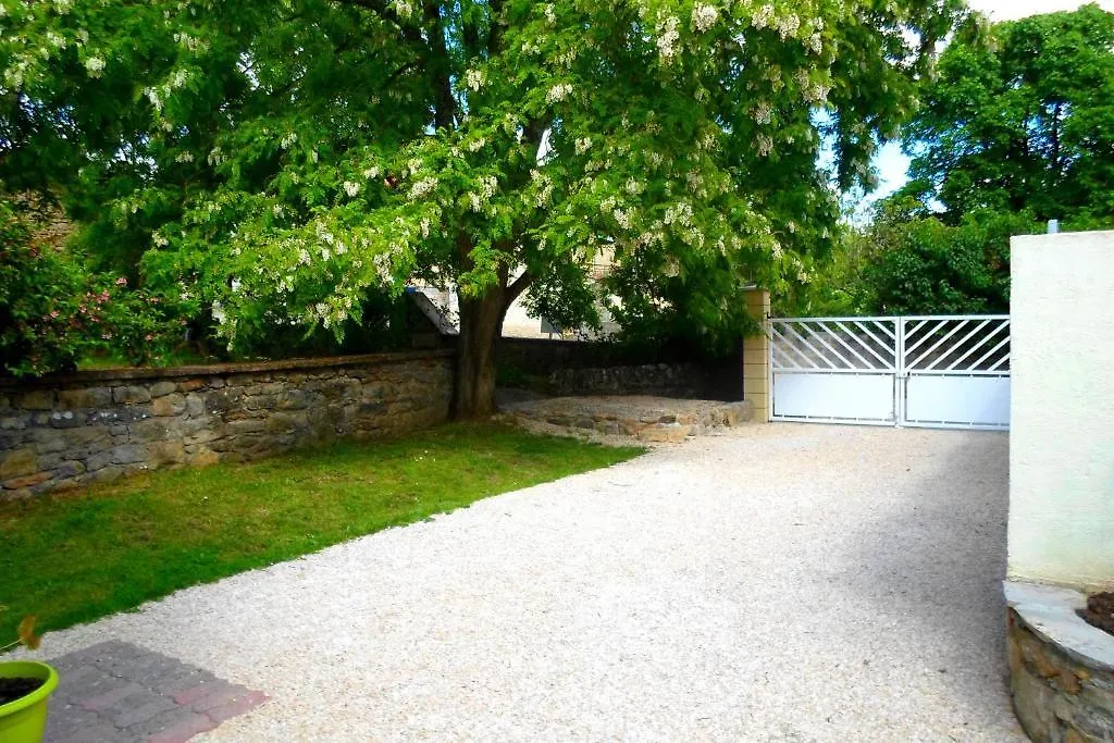 Nocleg ze śniadaniem Chambres D'Hotes Le Clos Du Murier Savignac  Francja