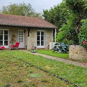  Hébergement de vacances Le Des Mésanges